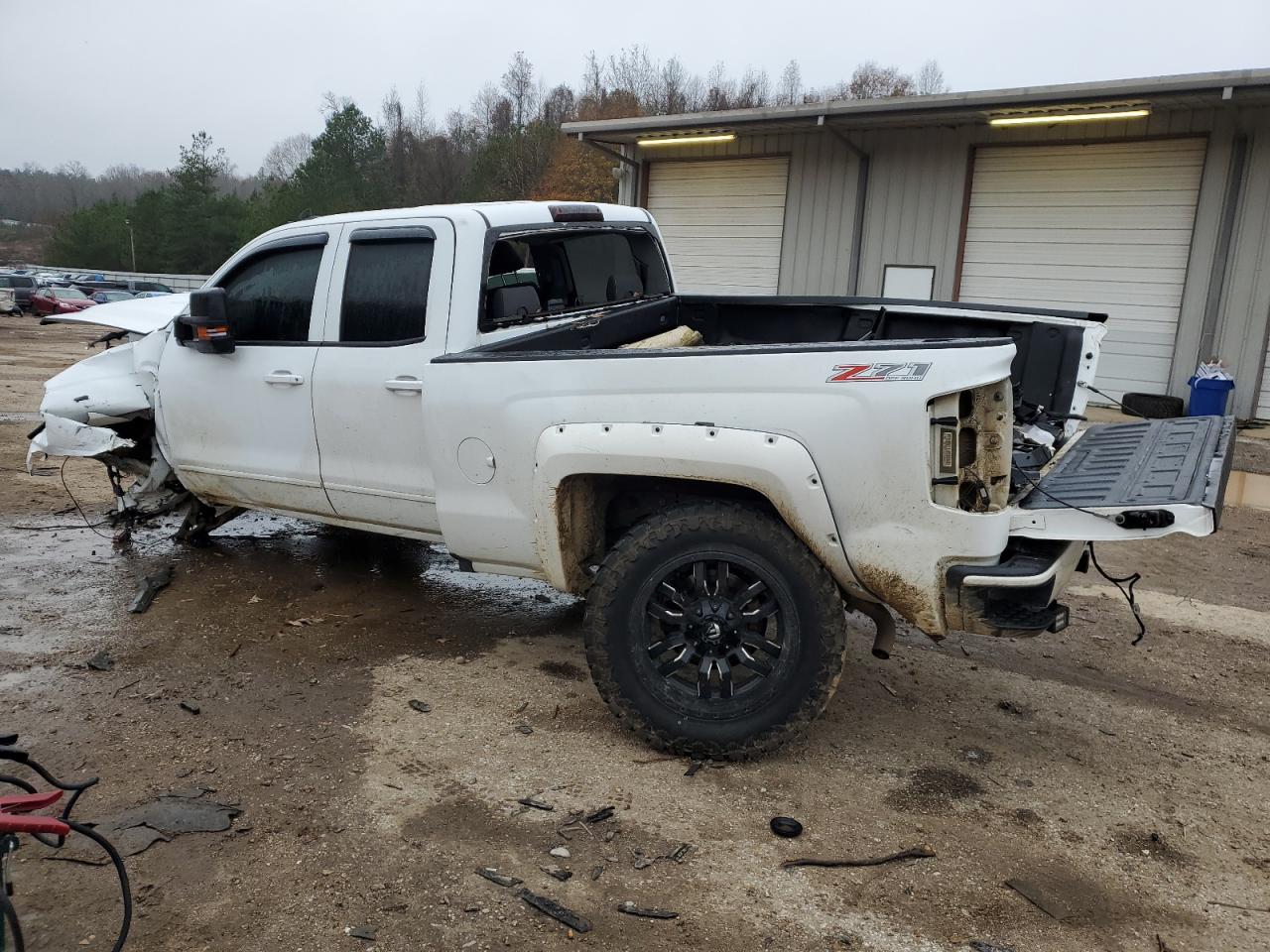 2016 Chevrolet Silverado - Image 2
