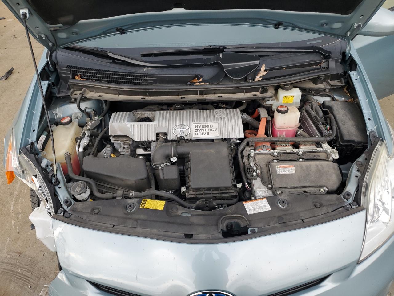2015 Toyota Prius - Image 11