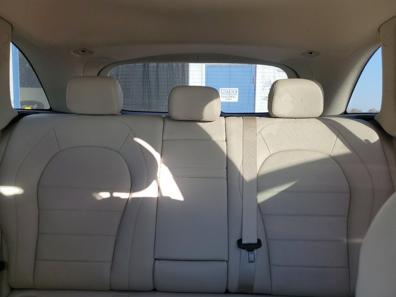 2019 Mercedes-Benz GLC - Image 10