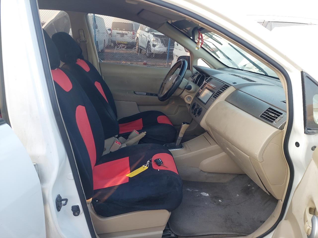 3N1BC1A63BK216075 - 2011 Nissan TIIDA - #84777334