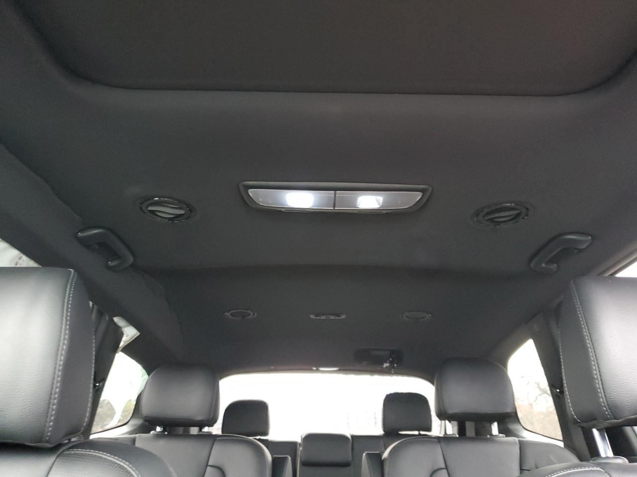 2024 Kia Telluride - Image 10