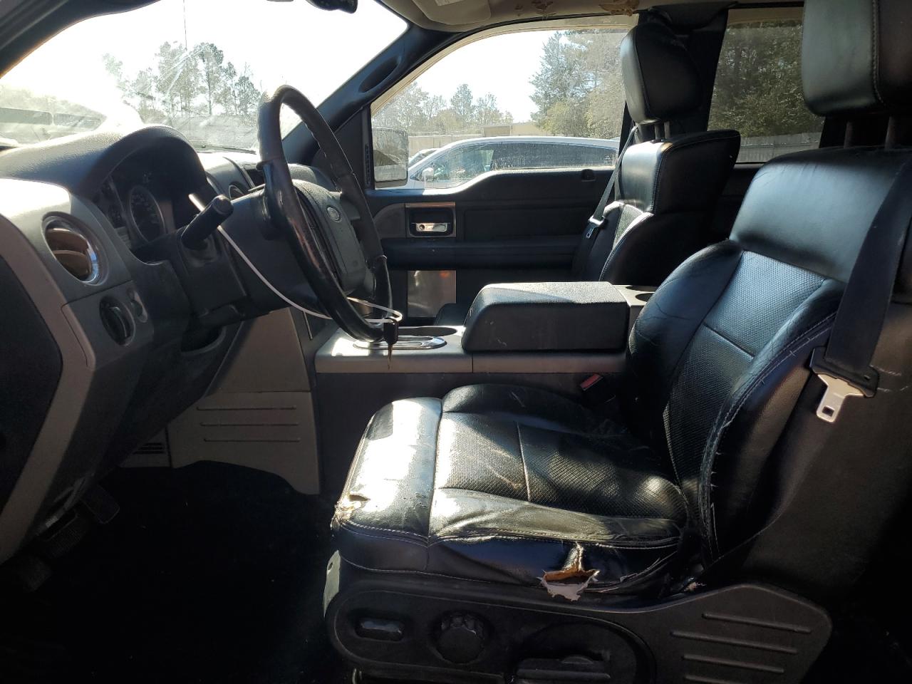 2004 Ford F-150 - Image 7
