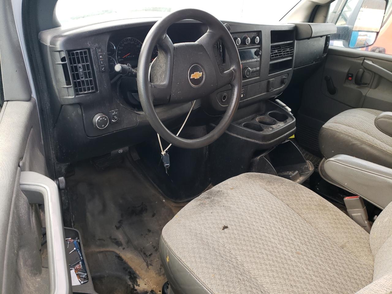 2018 Chevrolet Express - Image 8