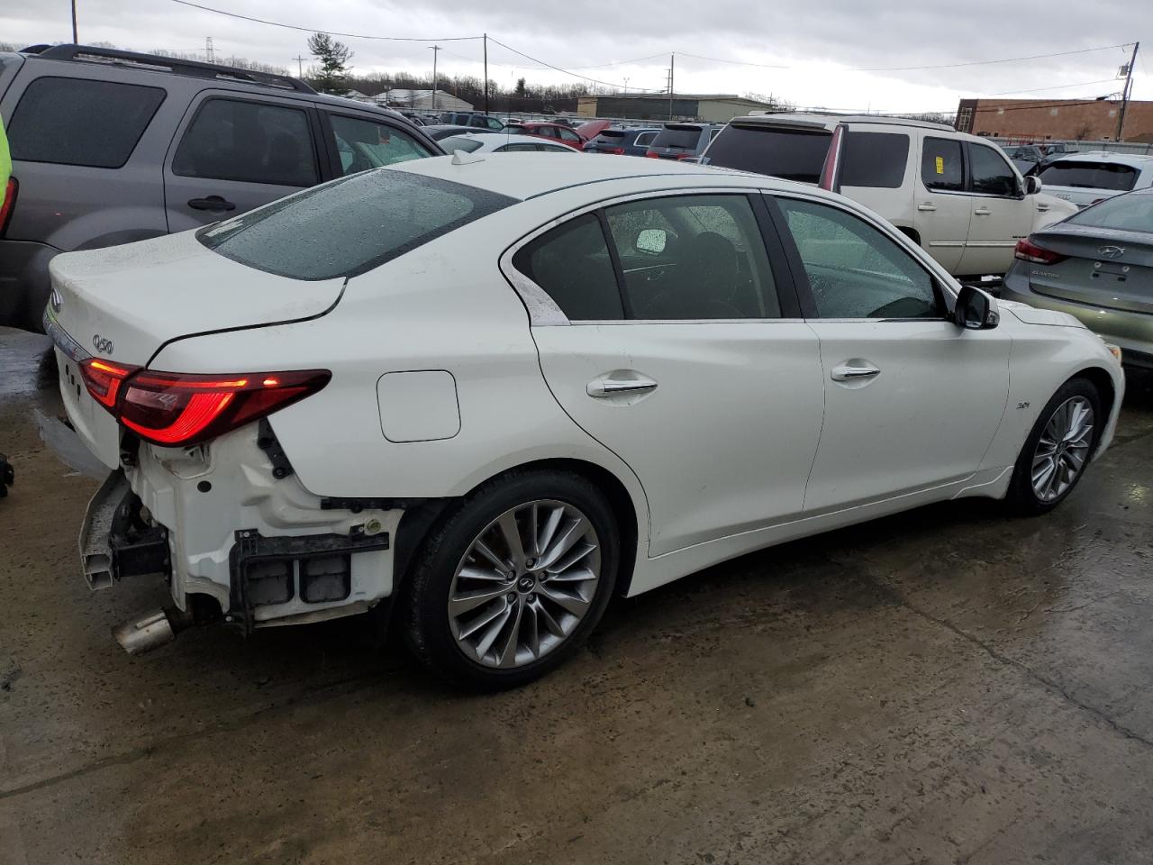 2018 Infiniti Q50 - Image 3