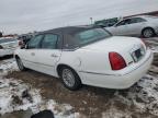 1999 Lincoln Town Car Signature zu verkaufen in Elgin, IL - Rear End