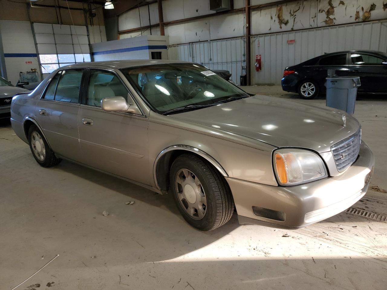 2001 Cadillac De Ville - Image 4