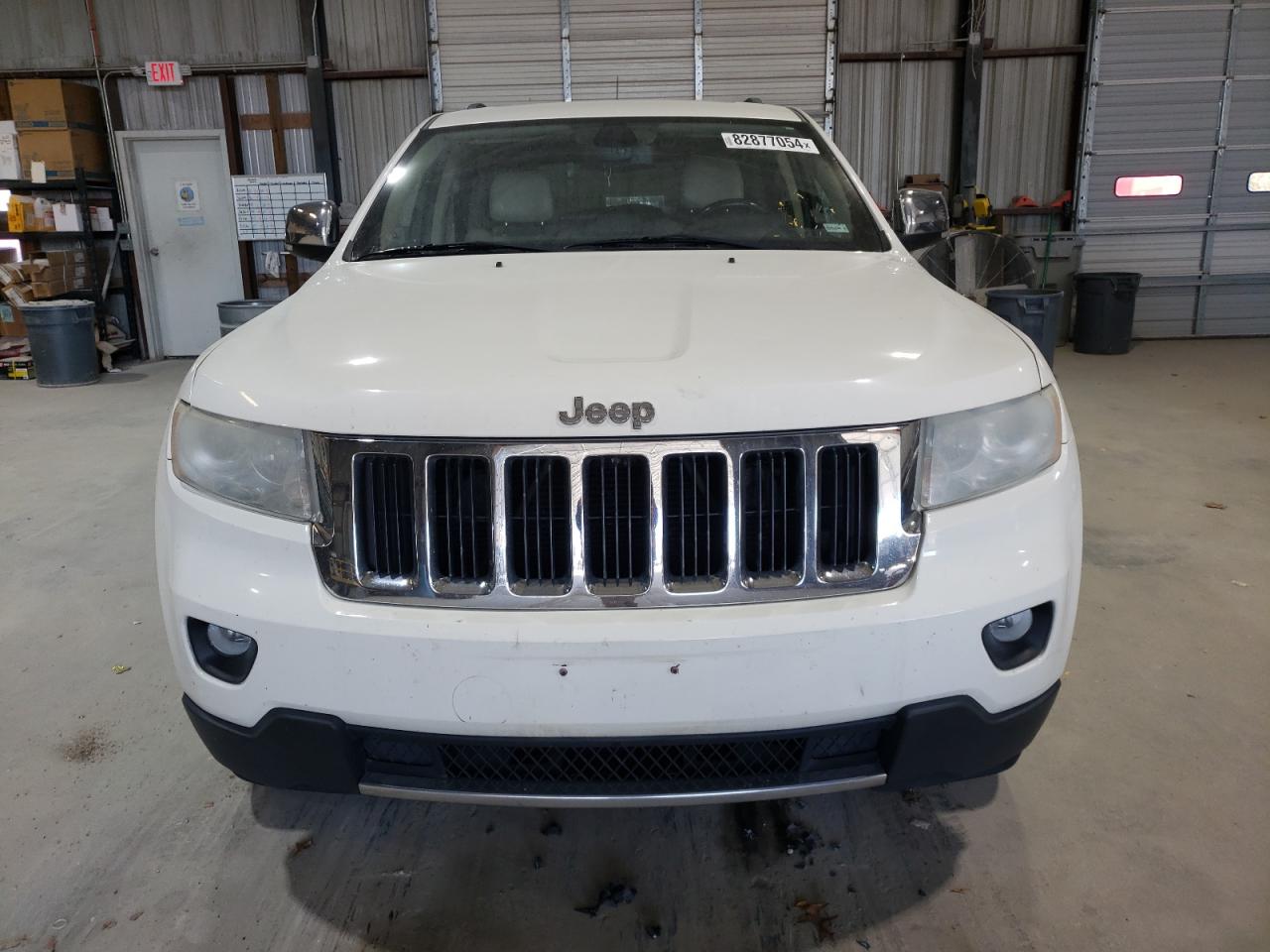 2011 Jeep Grand Cherokee - Image 5