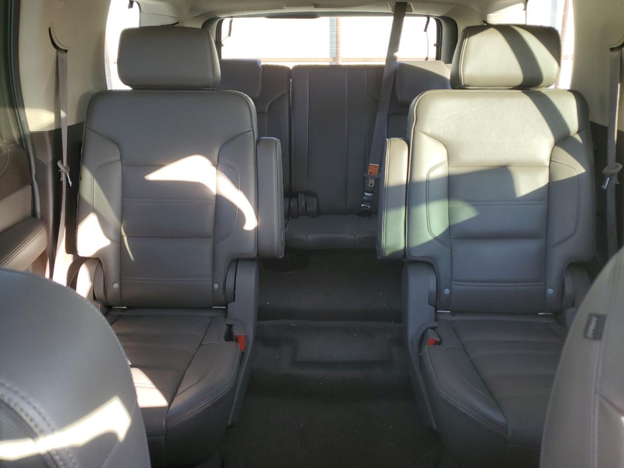 2016 GMC Yukon Denali VIN: 1GKS2CKJ5GR257966 Lot: 82954834