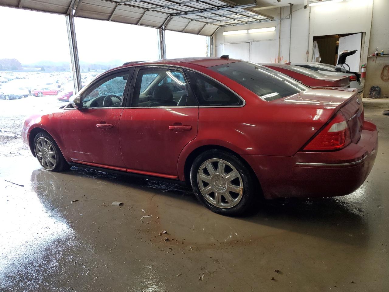 2007 Ford Five Hundred - Image 2