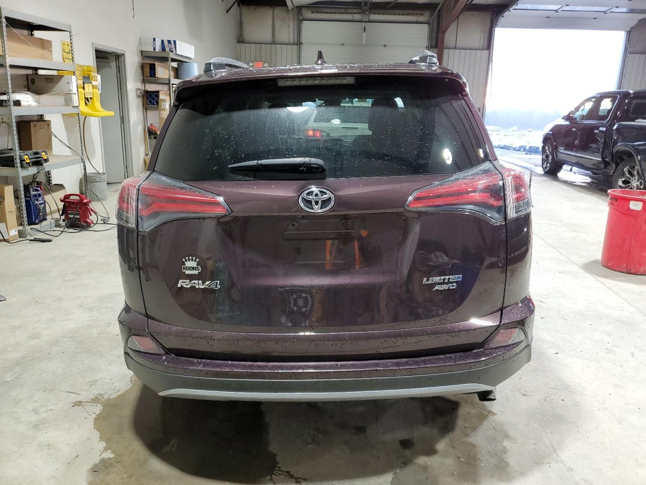 2018 Toyota RAV 4 - Image 6