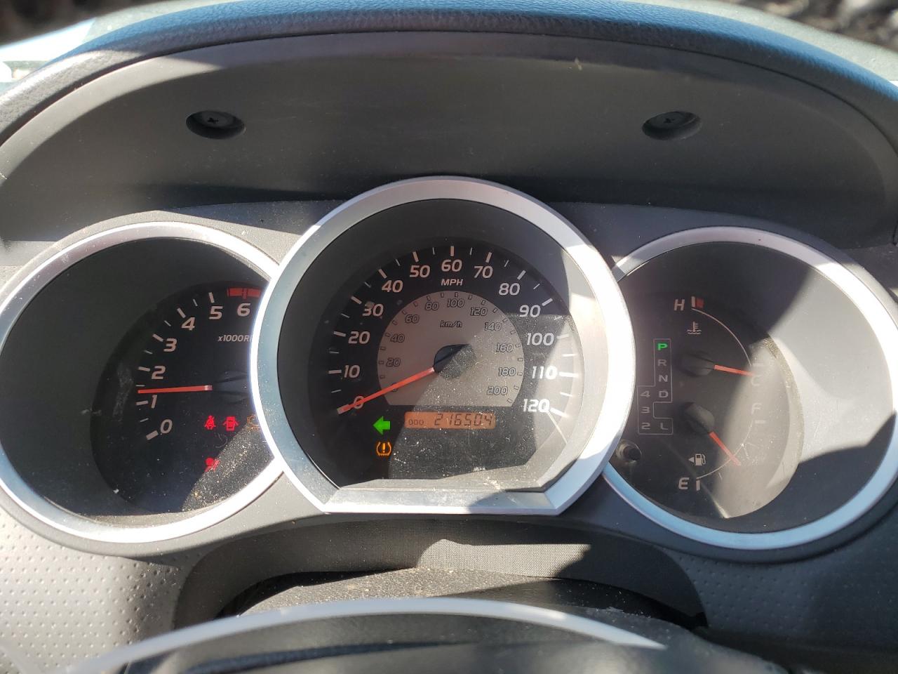 2006 Toyota Tacoma - Image 9
