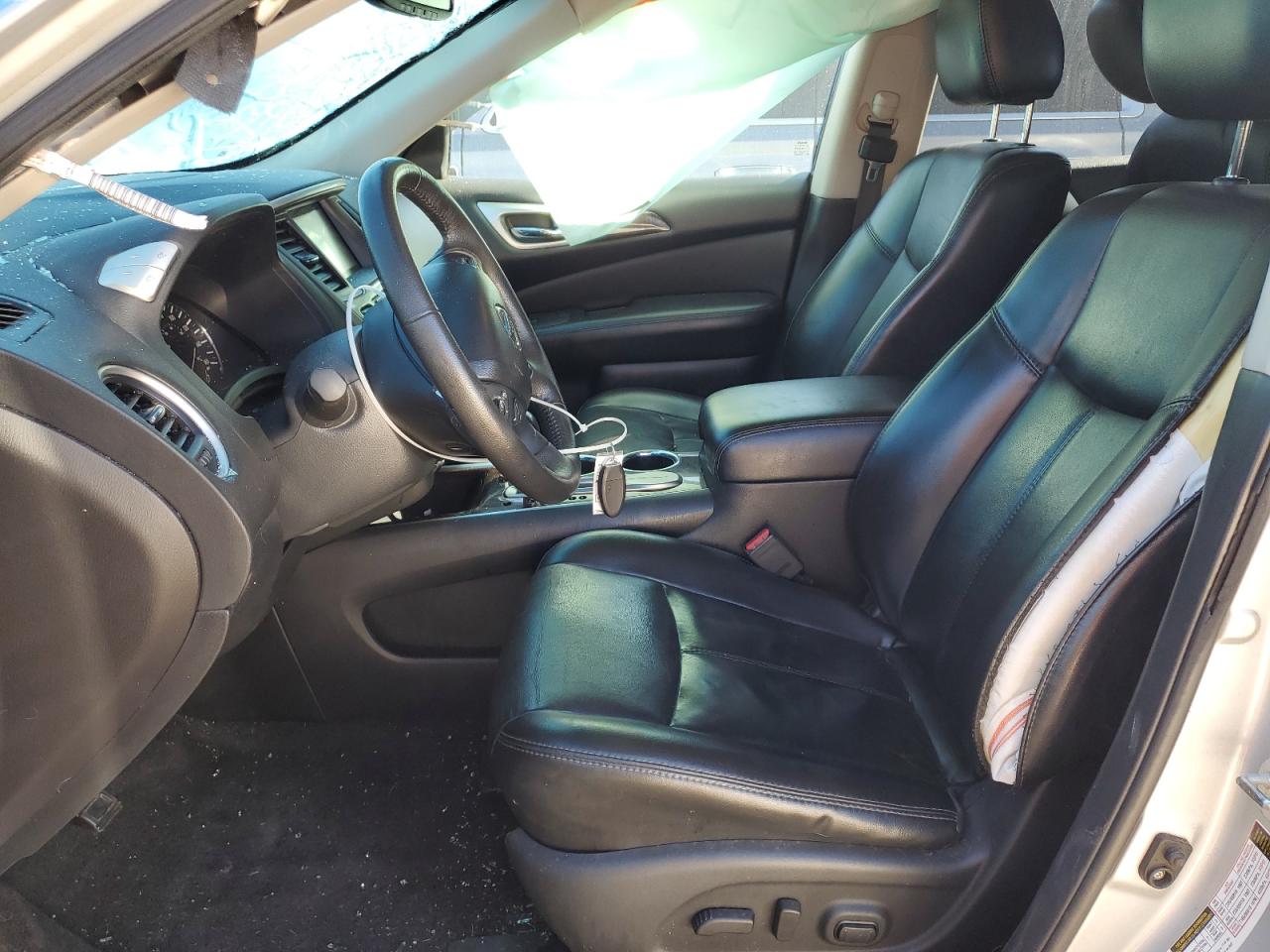 2014 Nissan Pathfinder - Image 7
