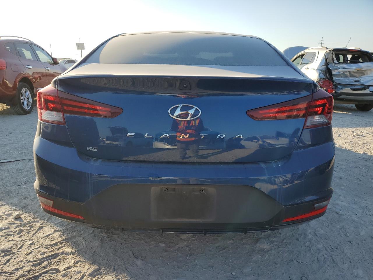 2019 Hyundai Elantra Se VIN: 5NPD74LF8KH490522 Lot: 82993004