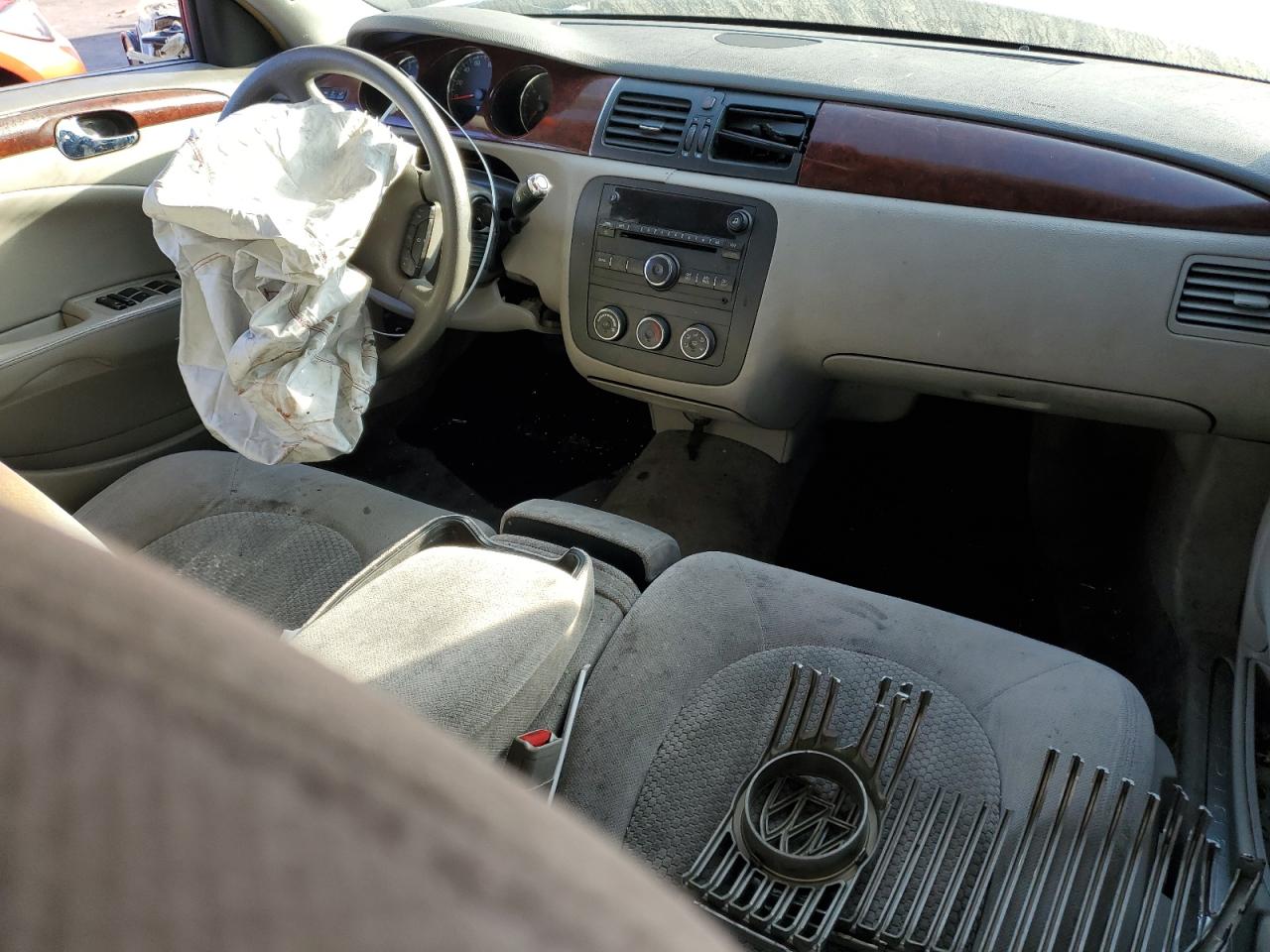 2006 Buick Lucerne - Image 8