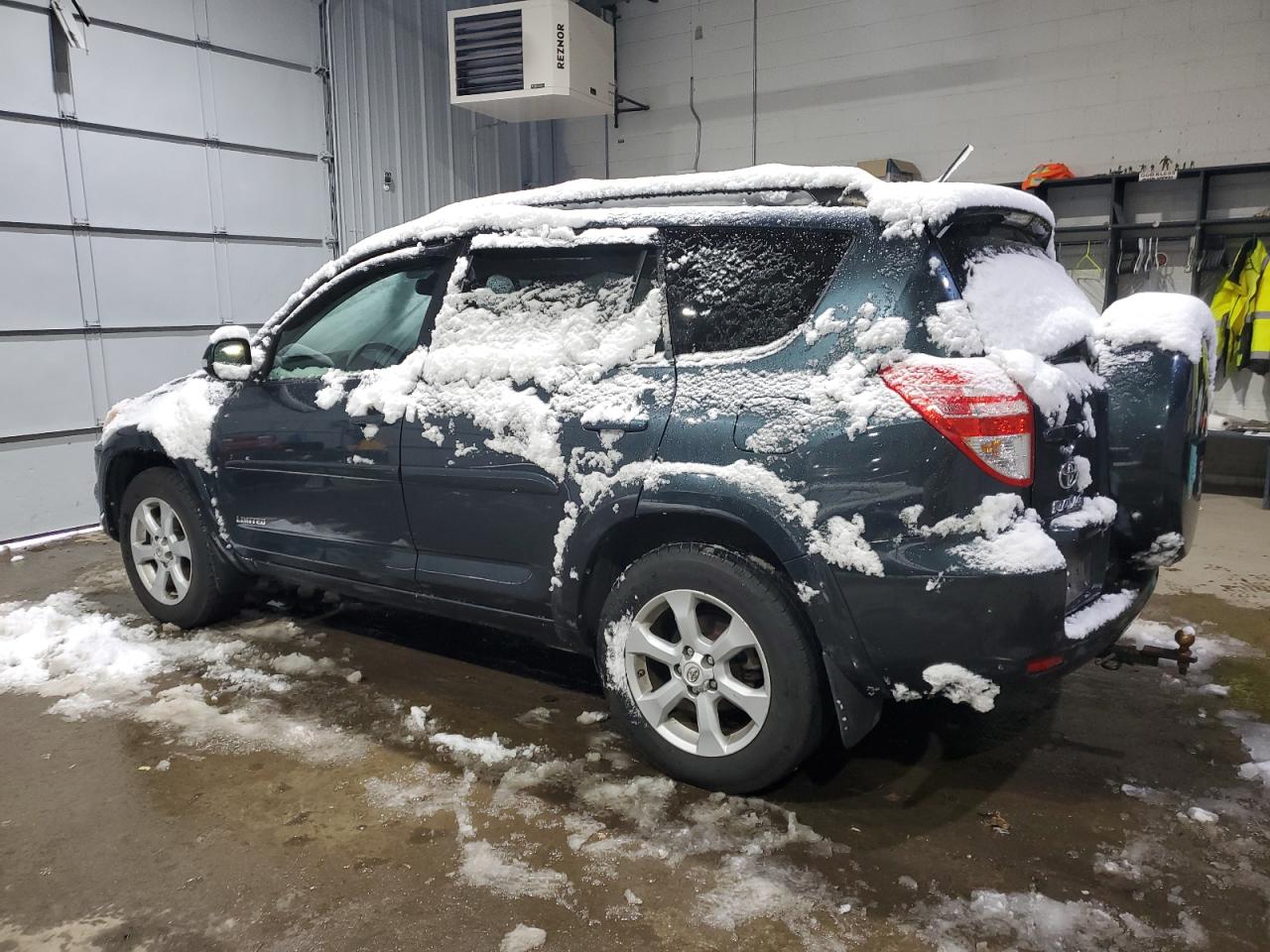 2011 Toyota RAV 4 - Image 2