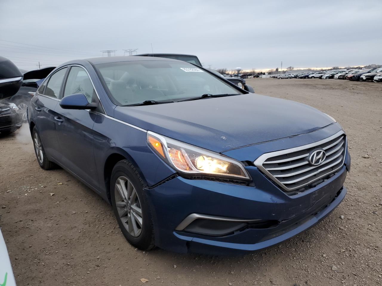 2017 Hyundai Sonata - Image 4
