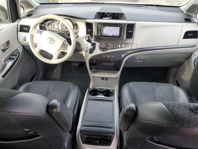  TOYOTA SIENNA 2014 Сріблястий