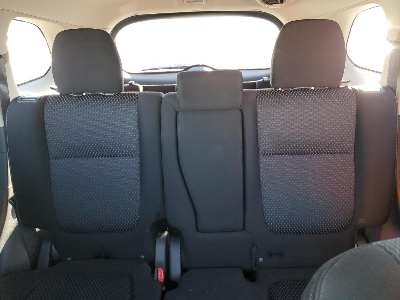 2017 Mitsubishi Outlander - Image 10