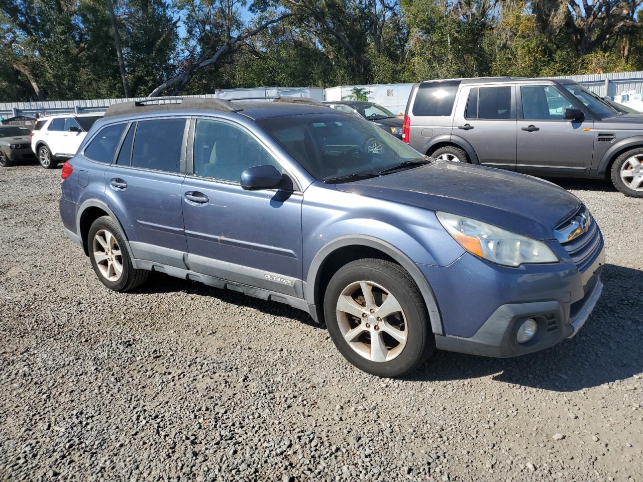 2013 Subaru Outback - Image 4