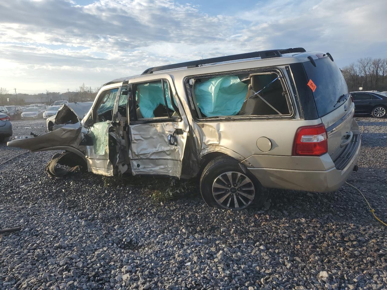 1FMJK1HT9HEA79066 2017 FORD EXPEDITION - Image 2
