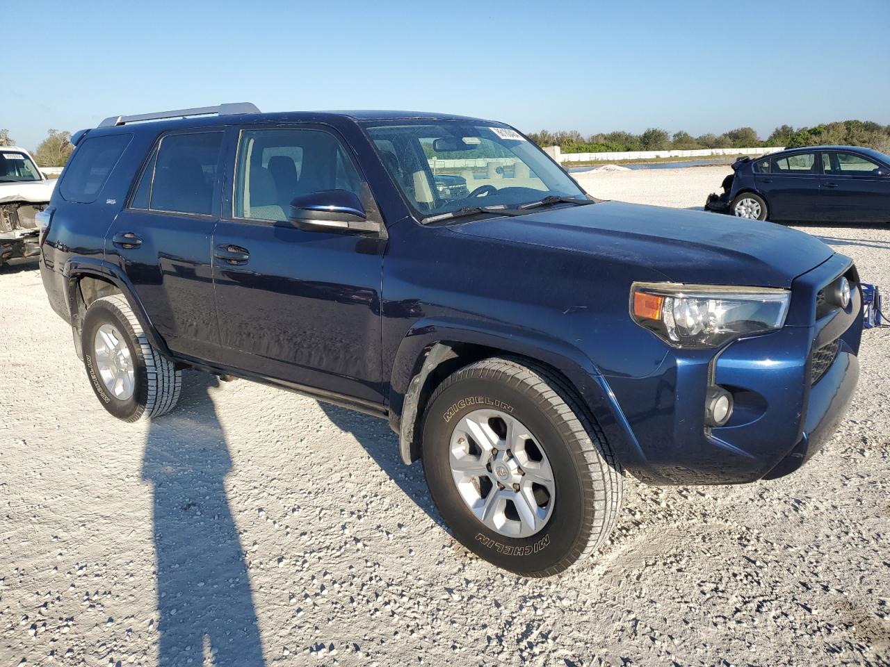 VIN JTEZU5JR6F5090462 2015 TOYOTA 4RUNNER no.4