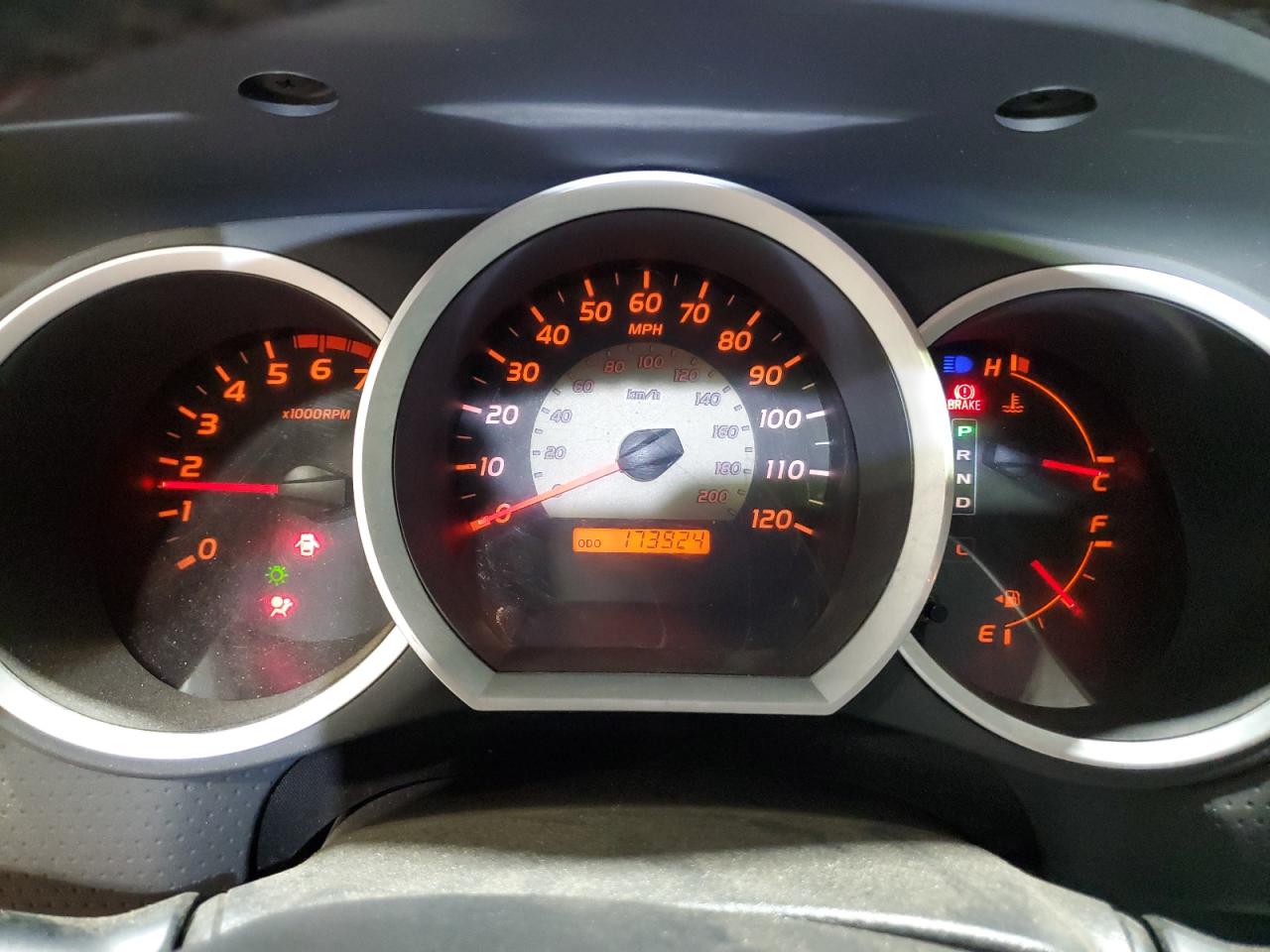 2009 Toyota Tacoma - Image 9