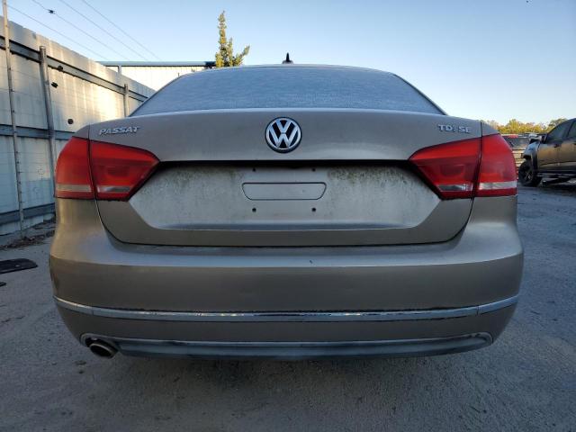  VOLKSWAGEN PASSAT 2015 Gold