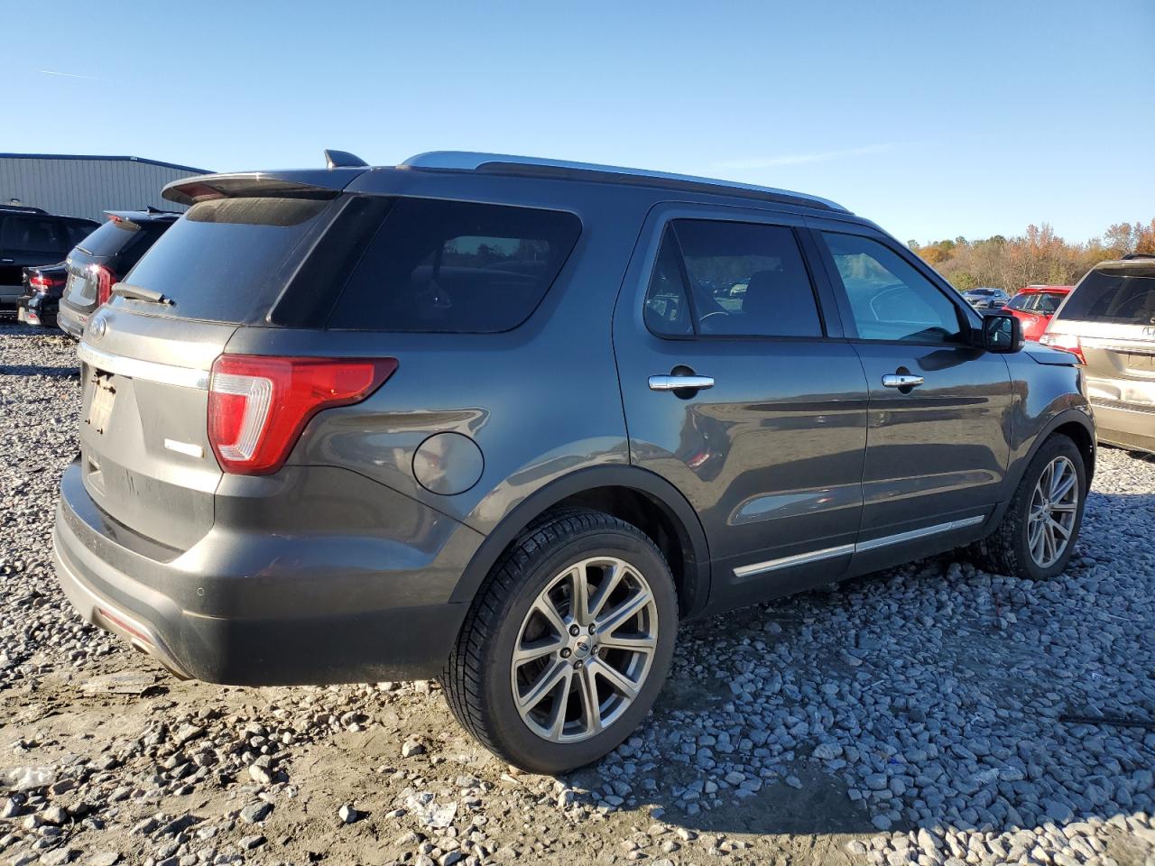 VIN 1FM5K7FH0HGD95446 2017 FORD EXPLORER no.3