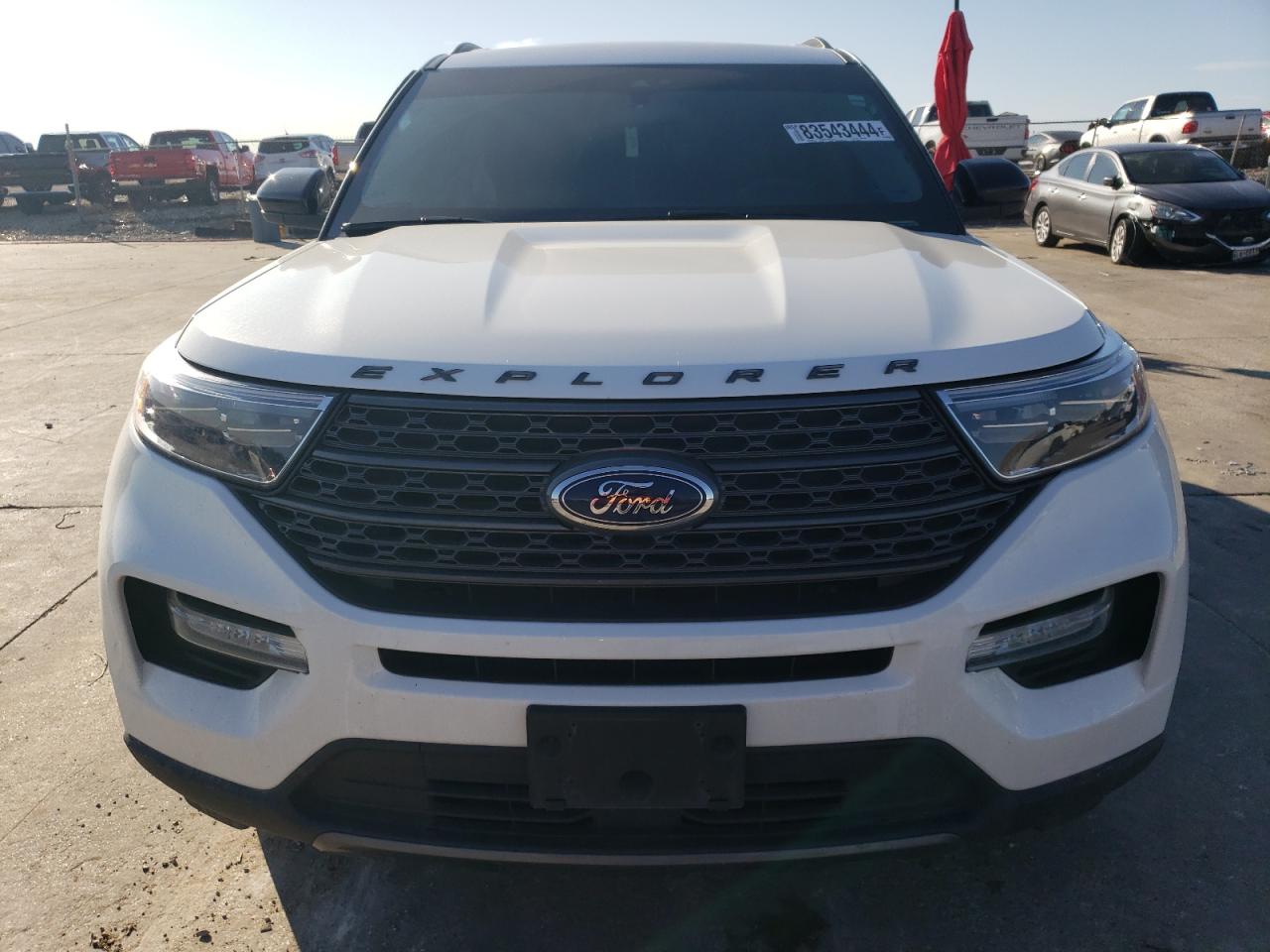 2023 Ford Explorer - Image 5