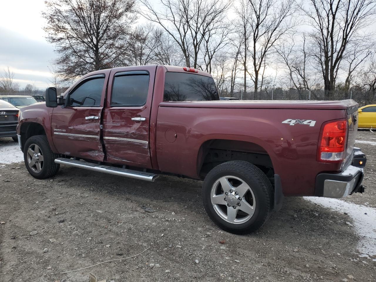 VIN 1GT120C80DF194418 2013 GMC SIERRA no.2