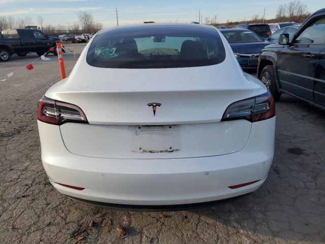  TESLA MODEL 3 2018 Белы