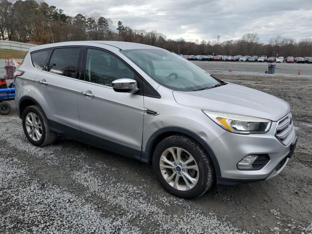  FORD ESCAPE 2017 Srebrny