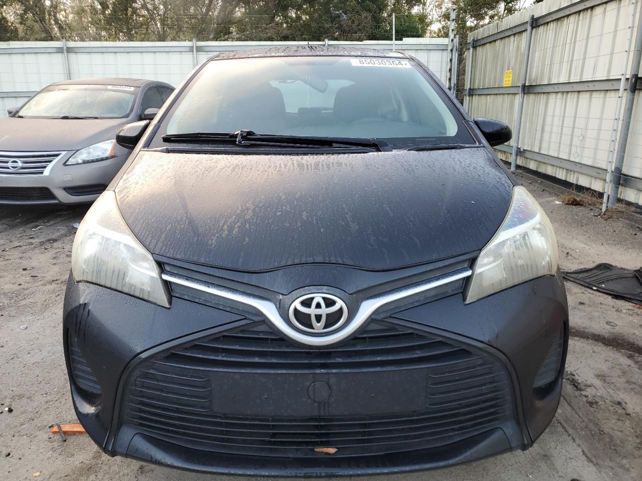 2015 Toyota Yaris - Image 5
