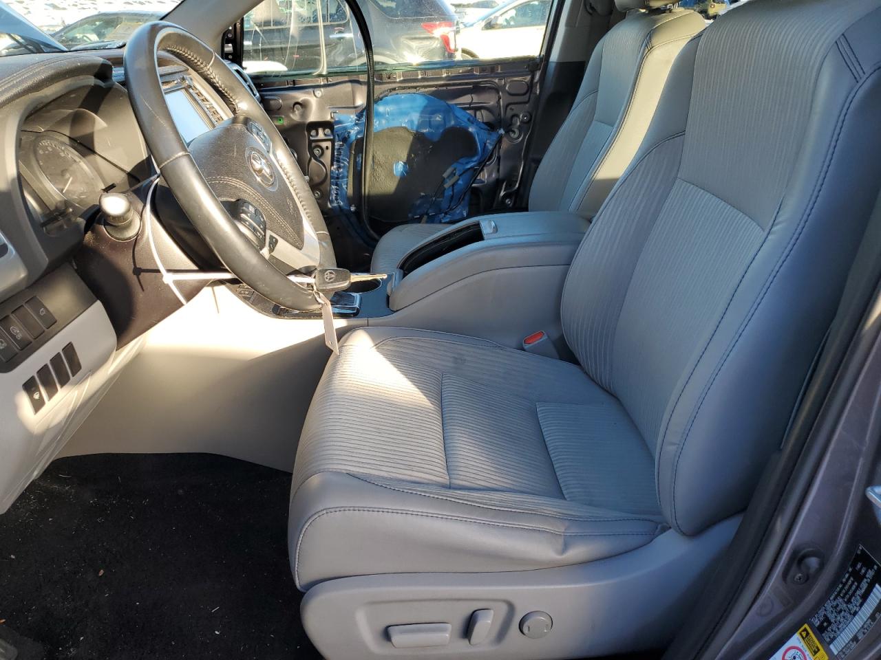 2019 Toyota Highlander - Image 7