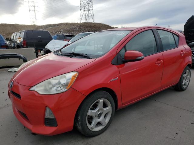  TOYOTA PRIUS 2014 Czerwony