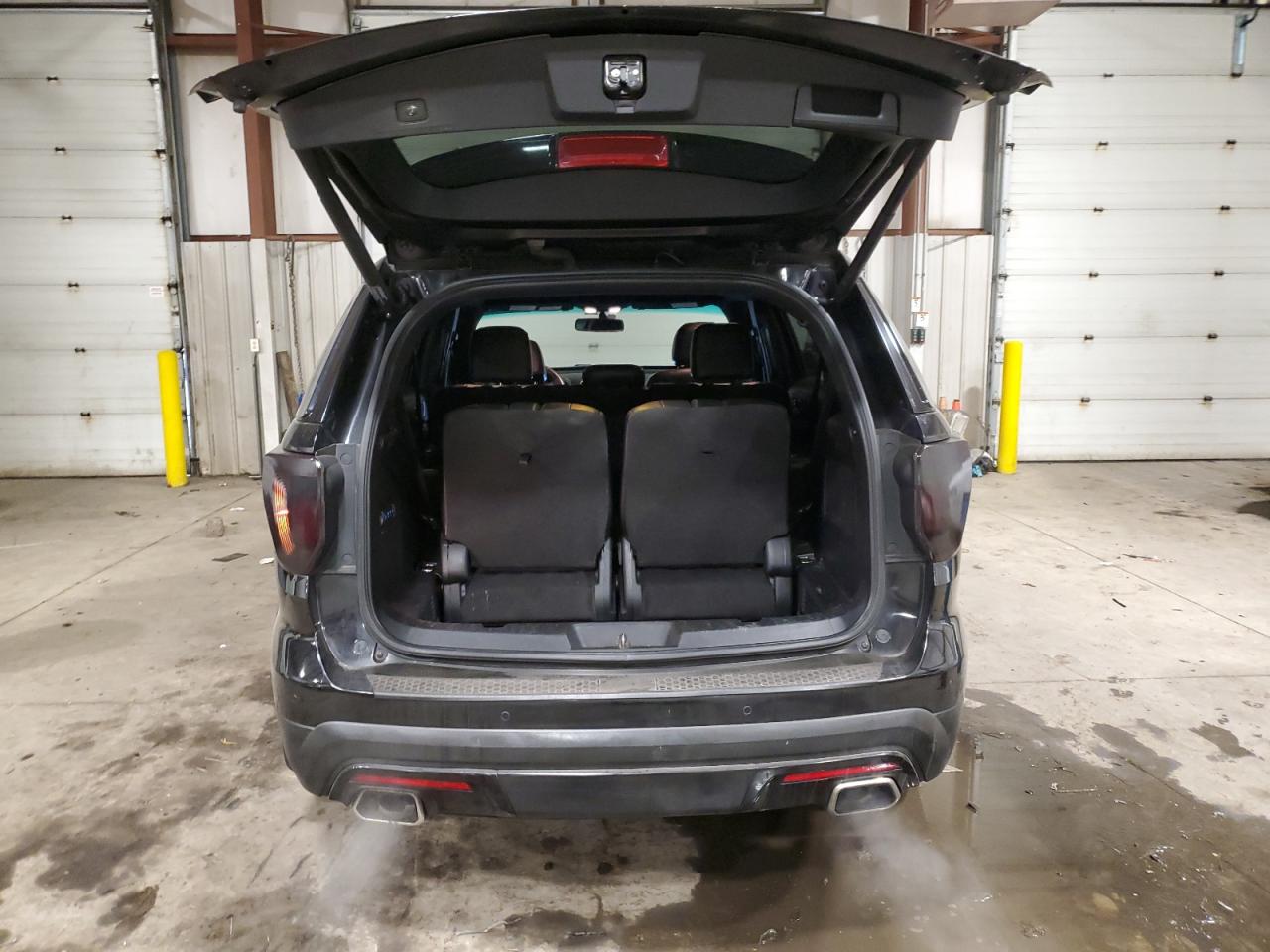 2017 Ford Explorer - Image 6