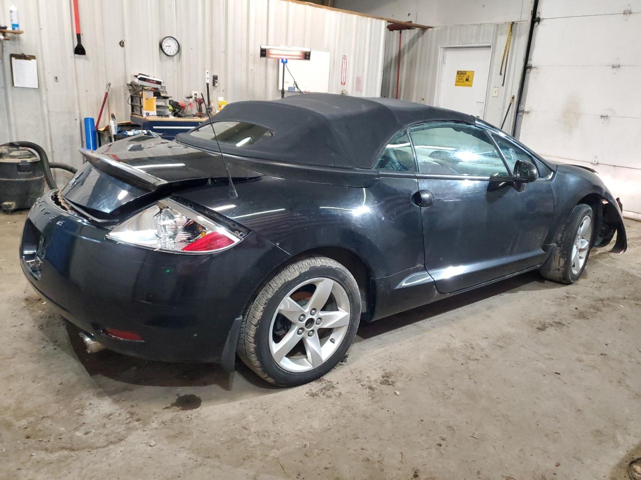 2008 Mitsubishi Eclipse - Image 3