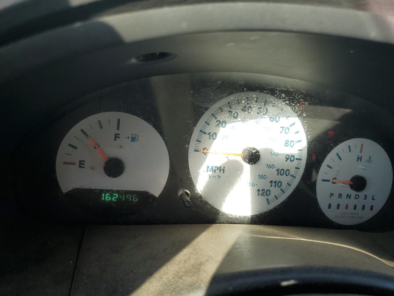 2005 Dodge Caravan - Image 9