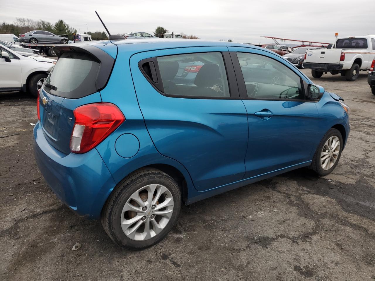 VIN KL8CD6SA7KC778753 2019 CHEVROLET SPARK no.3