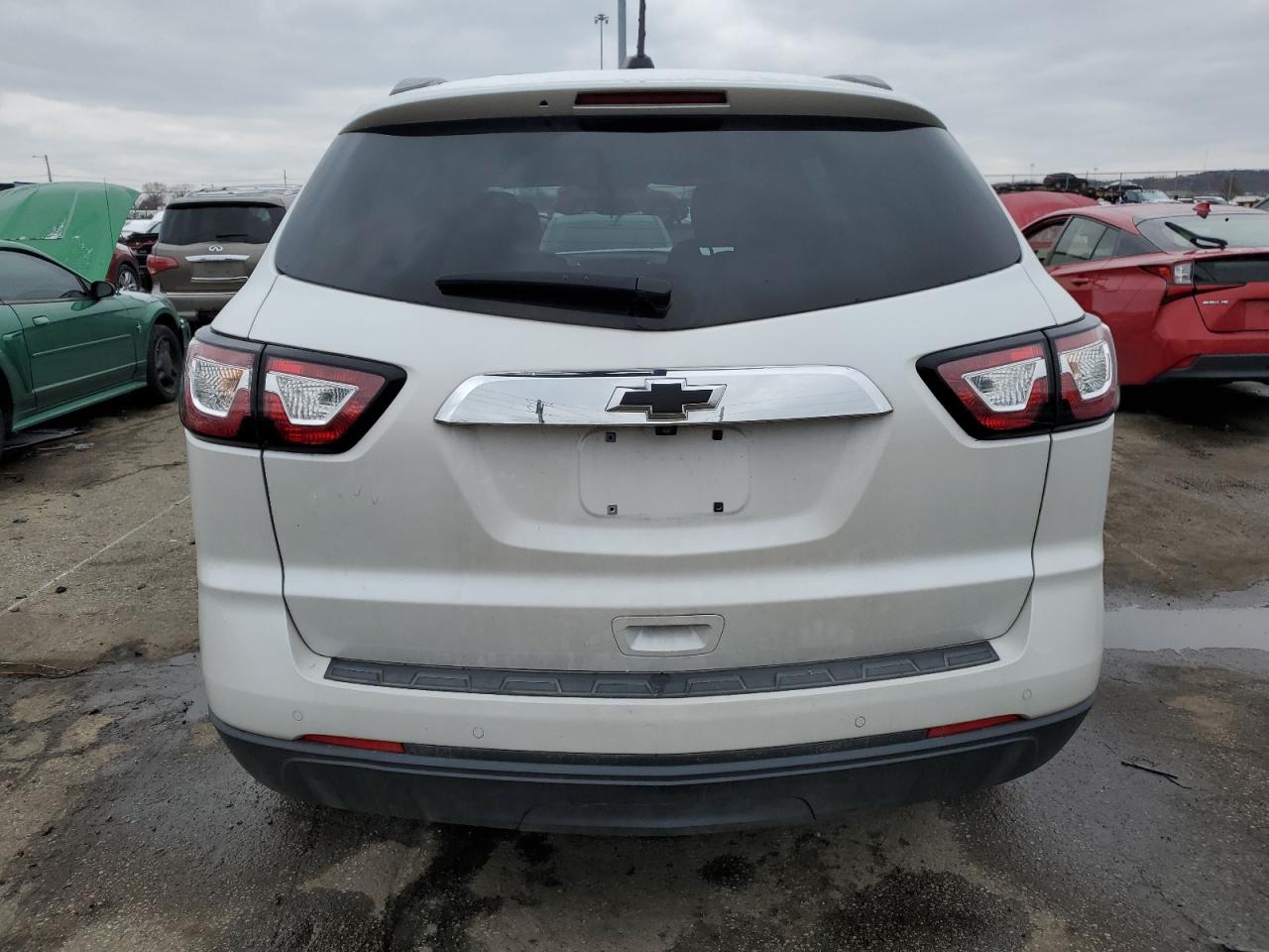 2017 Chevrolet Traverse - Image 6
