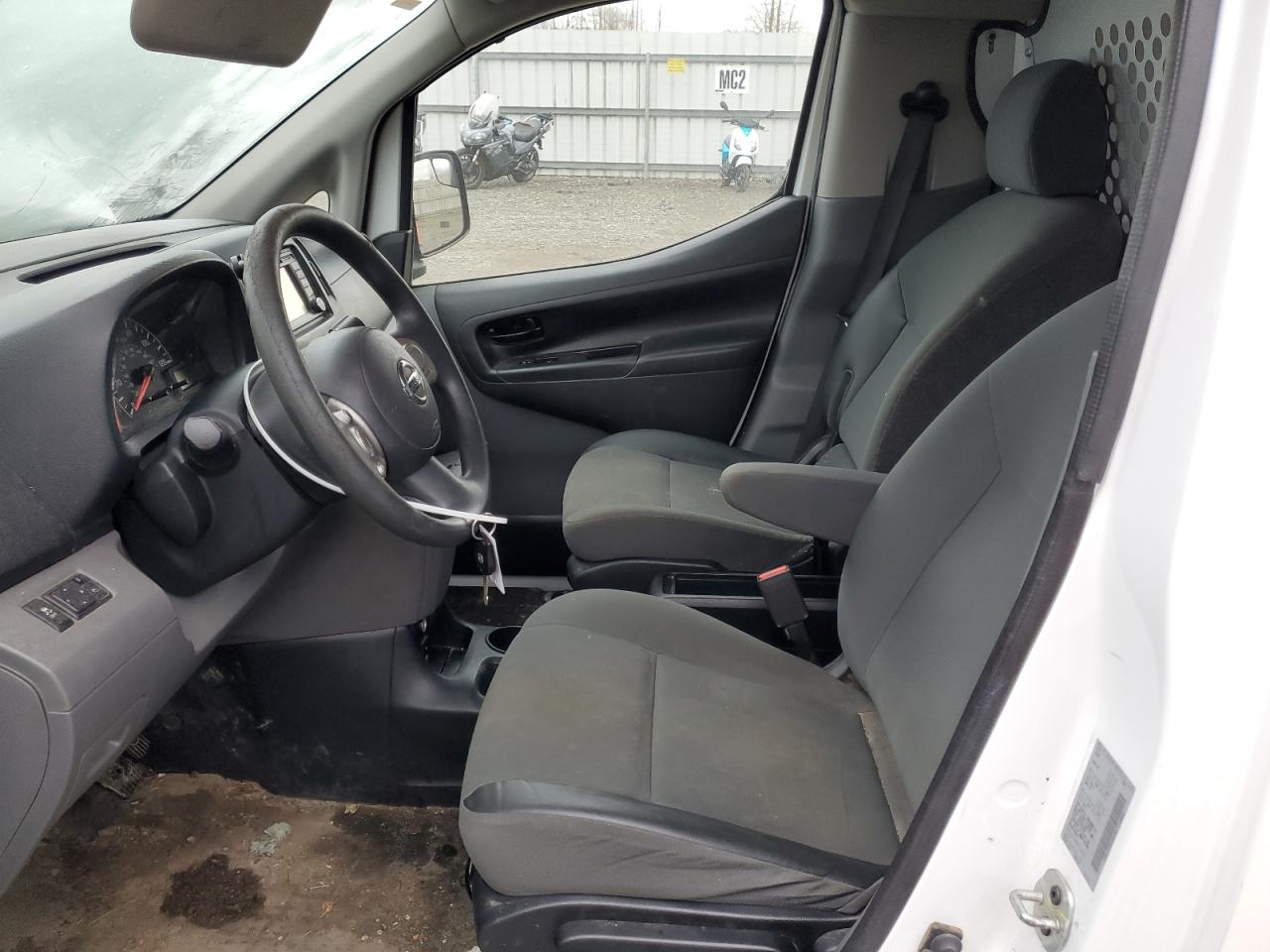 VIN 3N6CM0KN4HK714886 2017 NISSAN NV no.7