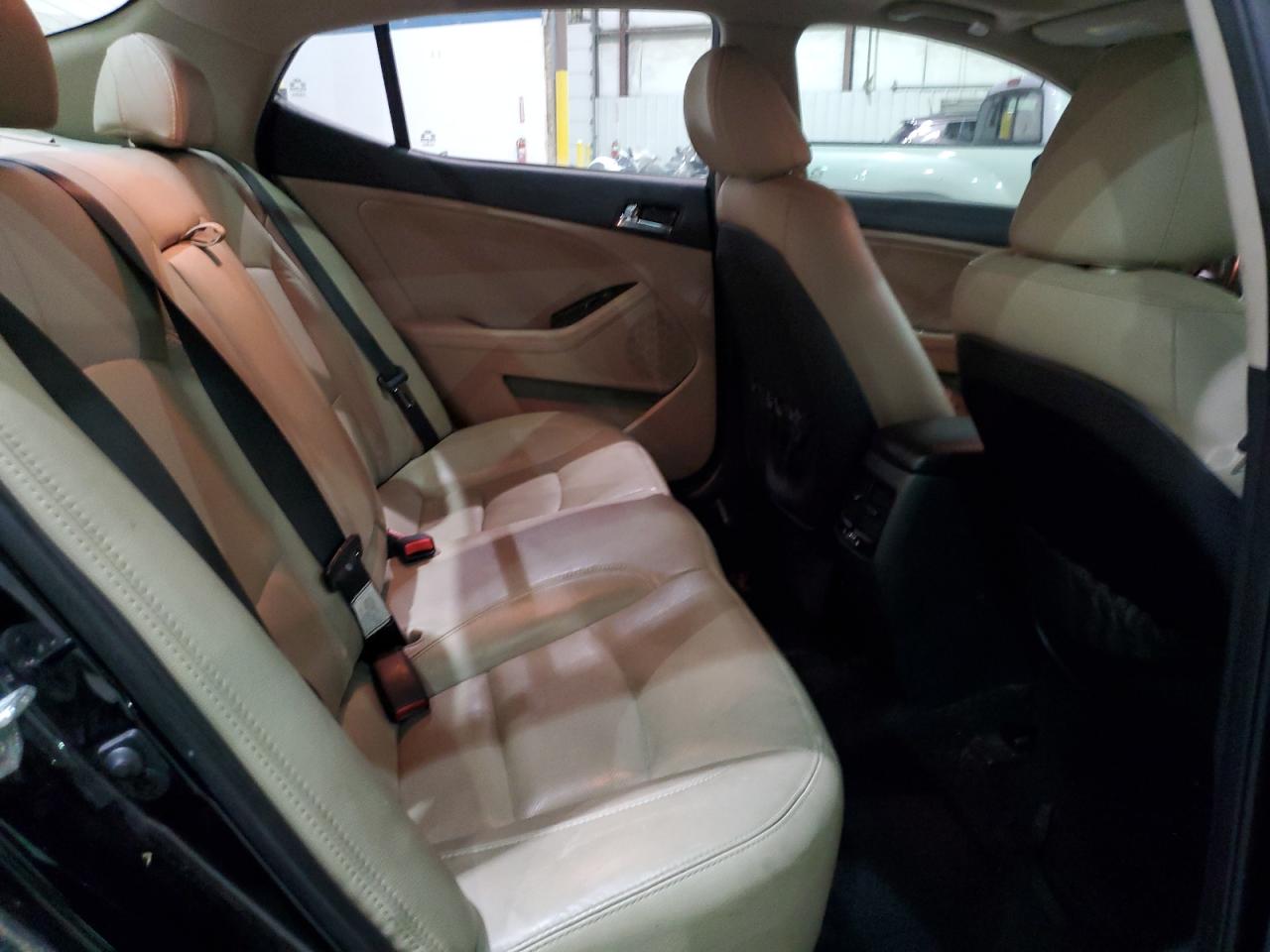 2013 Kia Optima - Image 10