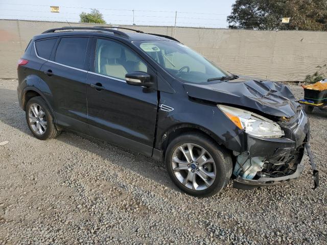  FORD ESCAPE 2013 Черный