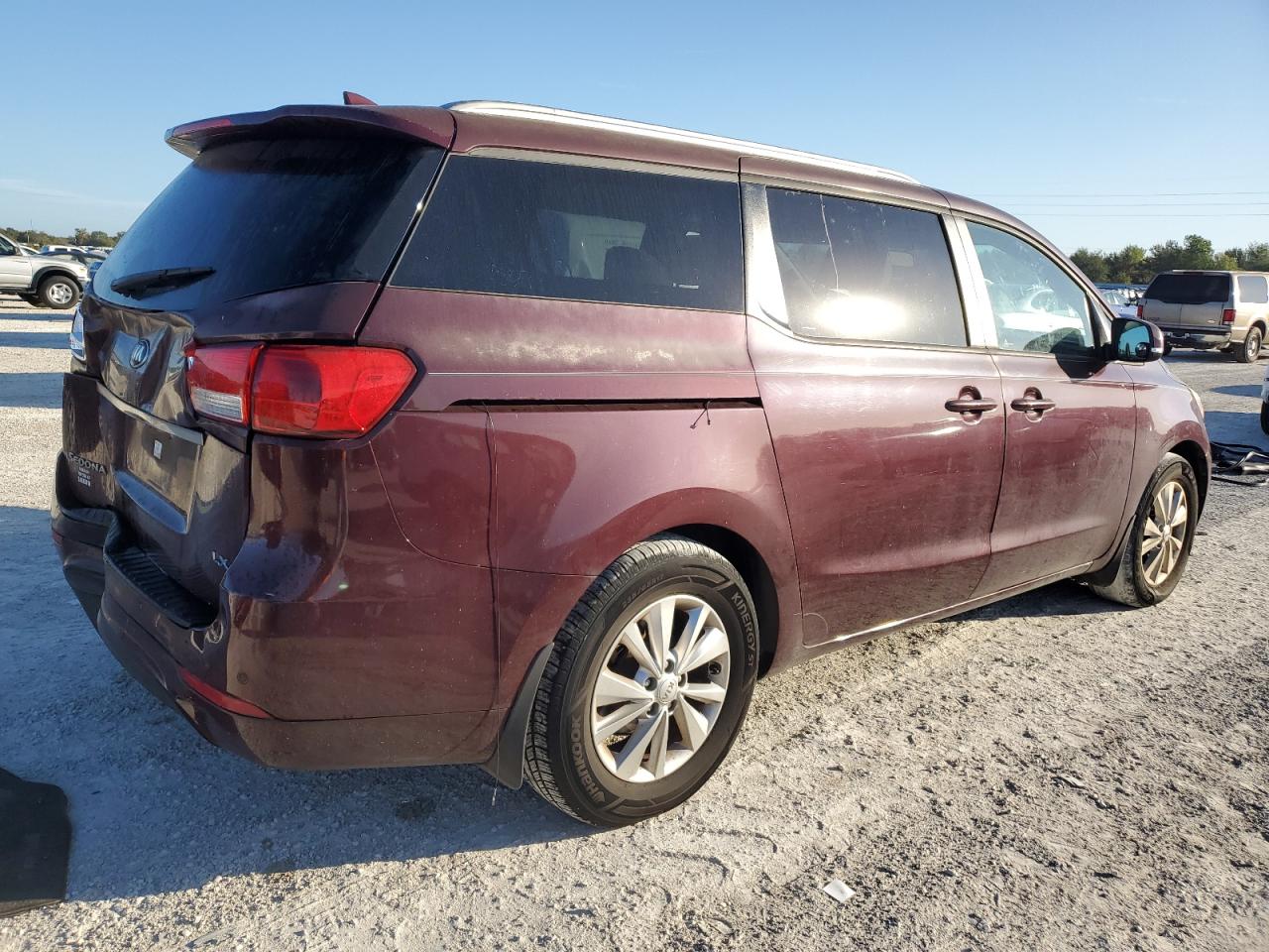 2016 Kia Sedona - Image 3