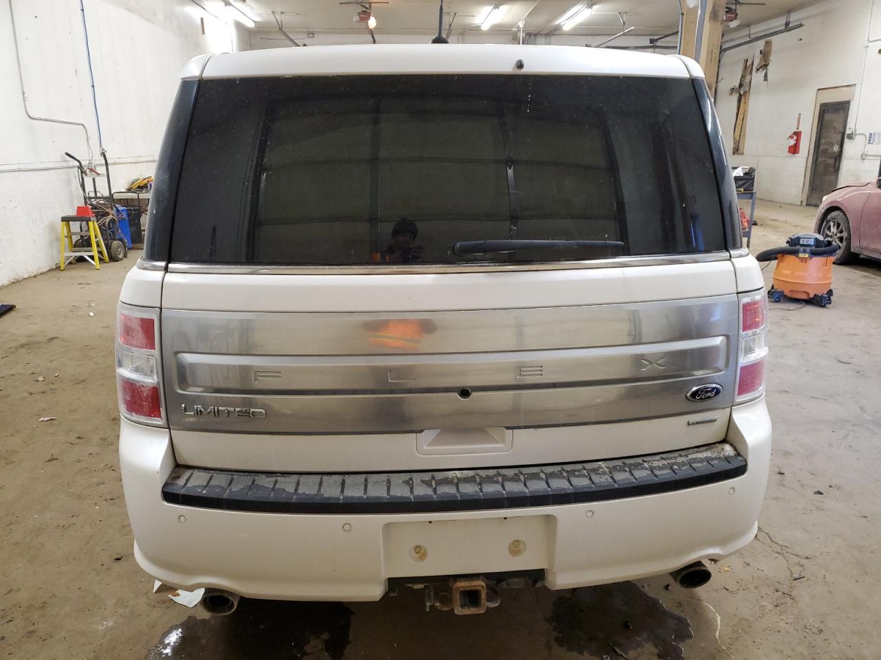 VIN 2FMHK6DT1JBA20824 2018 FORD FLEX no.6