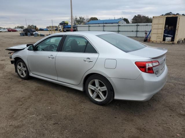  TOYOTA CAMRY 2012 Серебристый