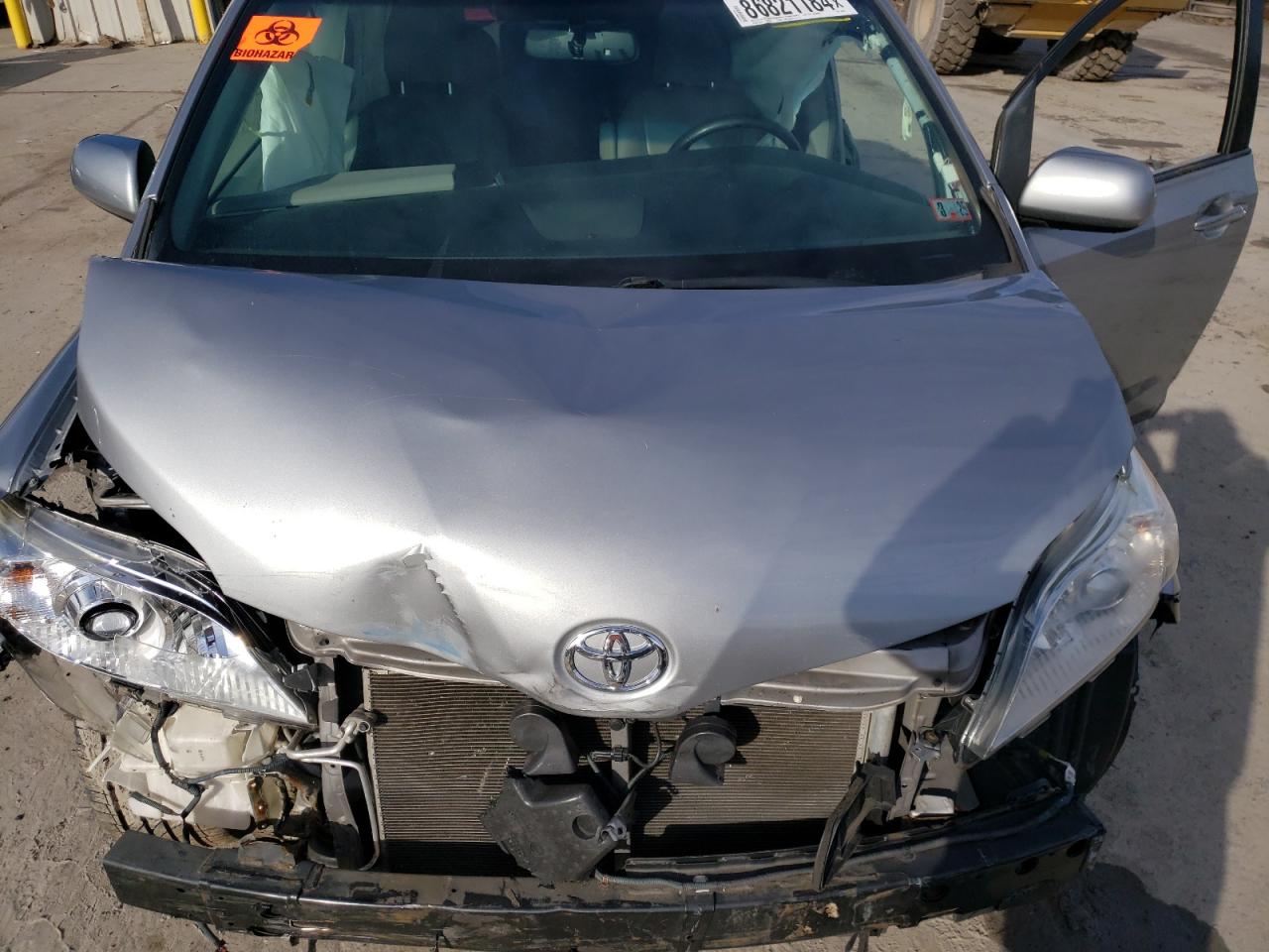 VIN 5TDDZ3DCXHS165639 2017 TOYOTA All Models no.12