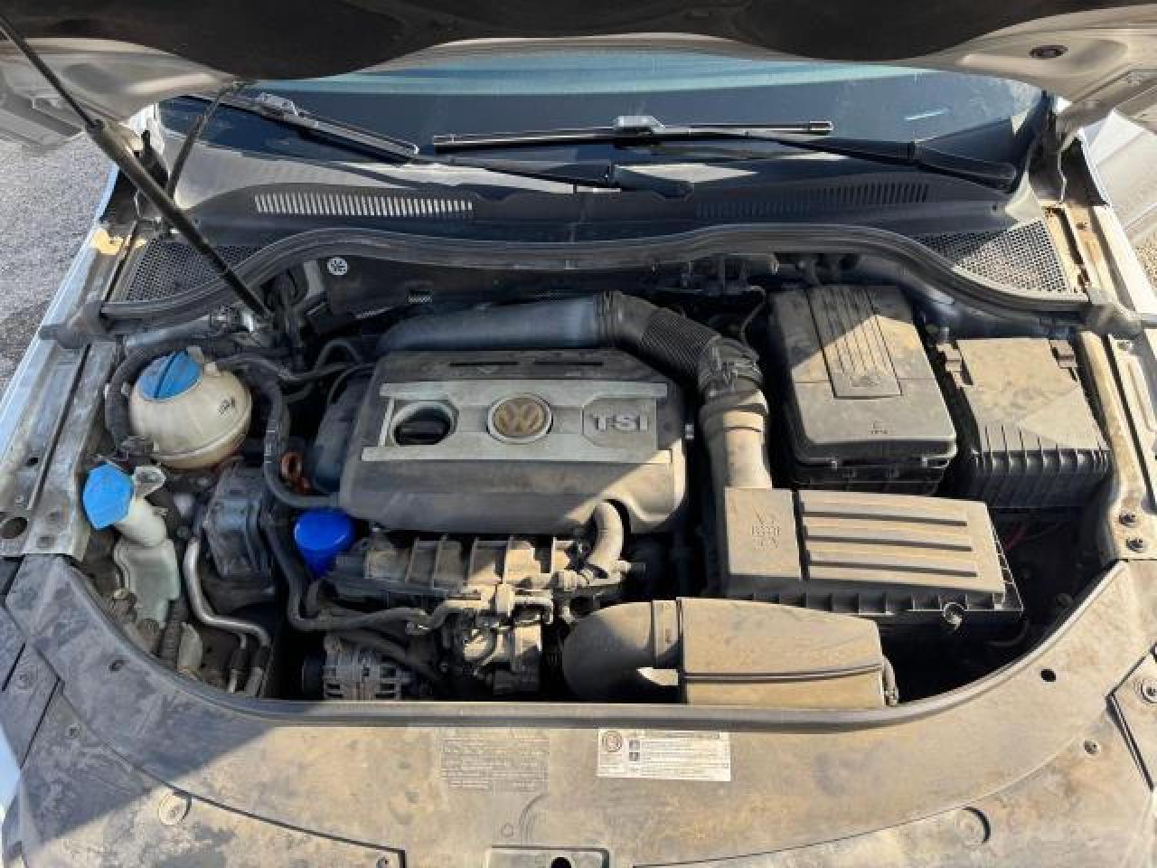 2010 Volkswagen Passat CC - Image 7