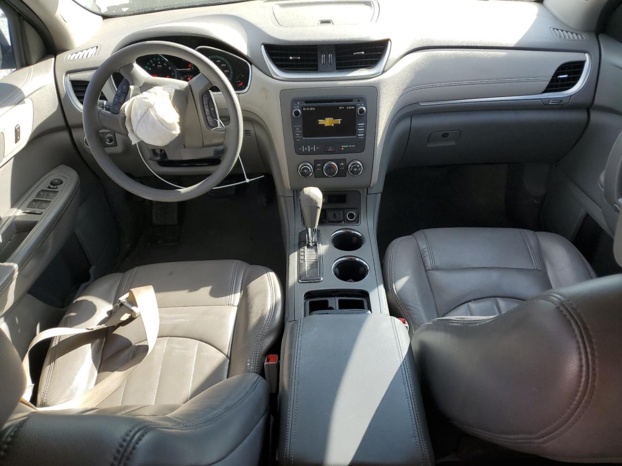 2017 Chevrolet Traverse - Image 8