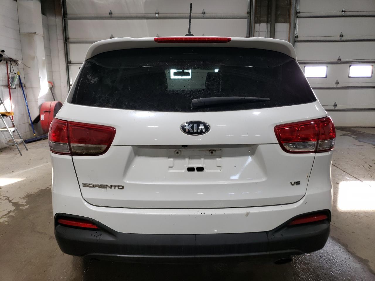 2016 Kia Sorento Lx VIN: 5XYPGDA54GG160897 Lot: 83760844